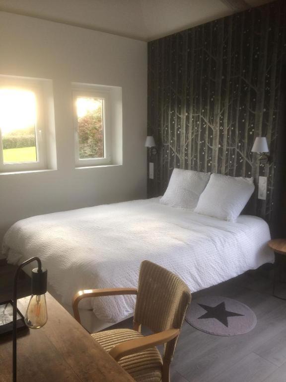 Maison D'Hotes La Bihoree Saint-Germain-de-Livet Oda fotoğraf
